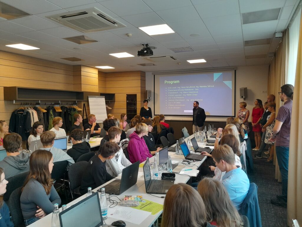 Dissemination of the ChemDM project – Pardubice